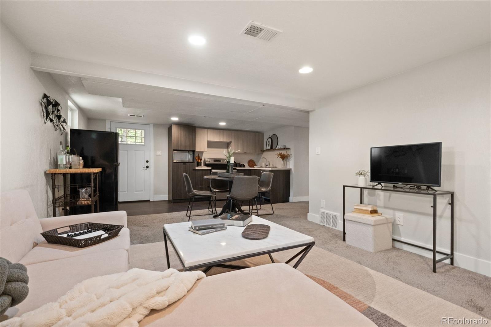 MLS Image #21 for 4806 e 19th avenue,denver, Colorado