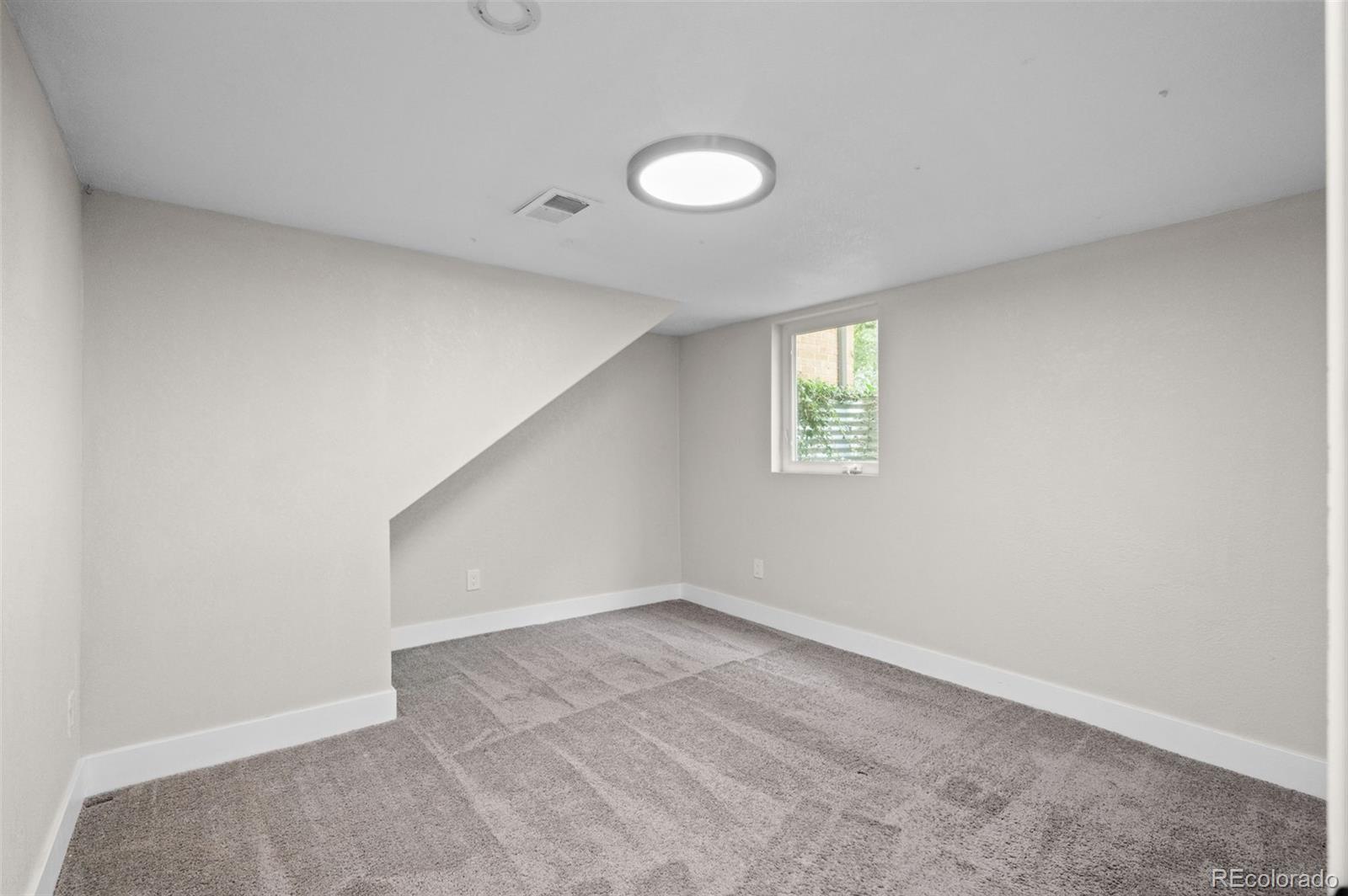 MLS Image #25 for 4806 e 19th avenue,denver, Colorado