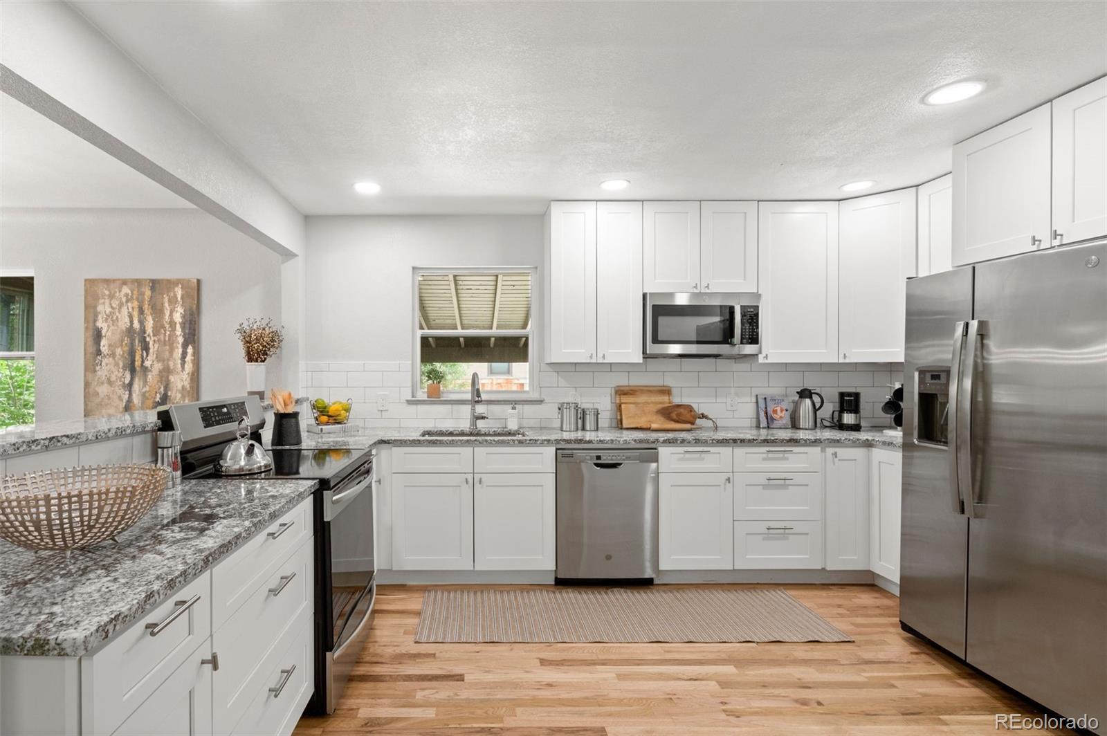 MLS Image #8 for 4806 e 19th avenue,denver, Colorado
