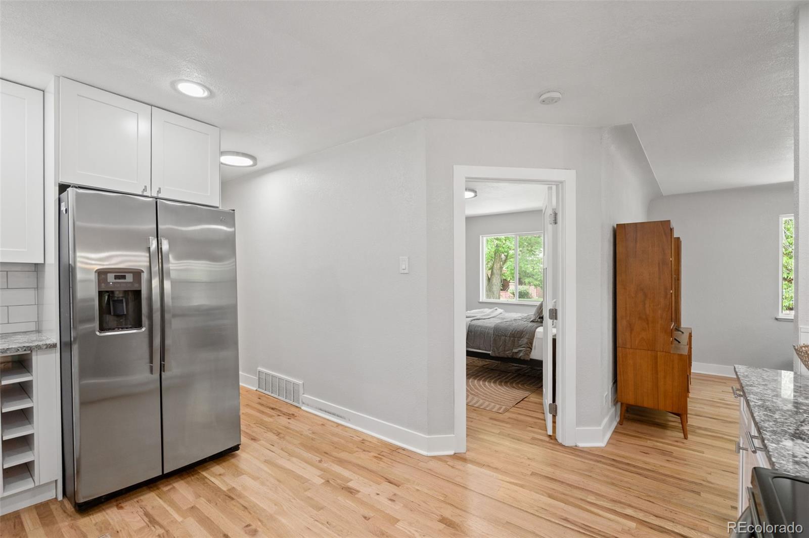 MLS Image #9 for 4806 e 19th avenue,denver, Colorado