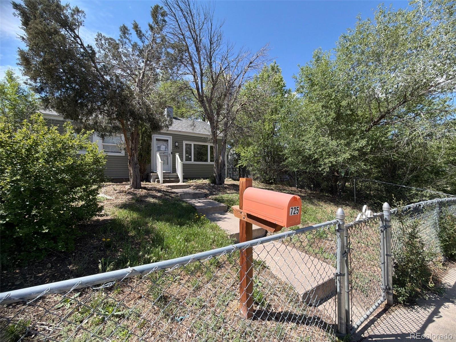 MLS Image #2 for 725 e las animas street,colorado springs, Colorado