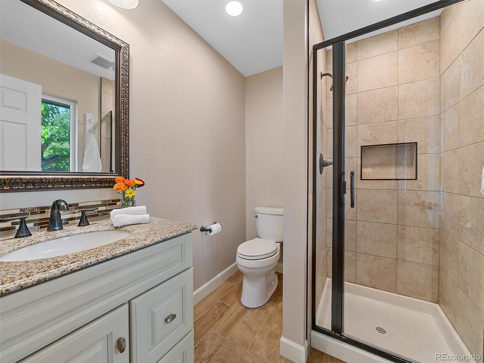 MLS Image #13 for 2077 s xenon street,lakewood, Colorado