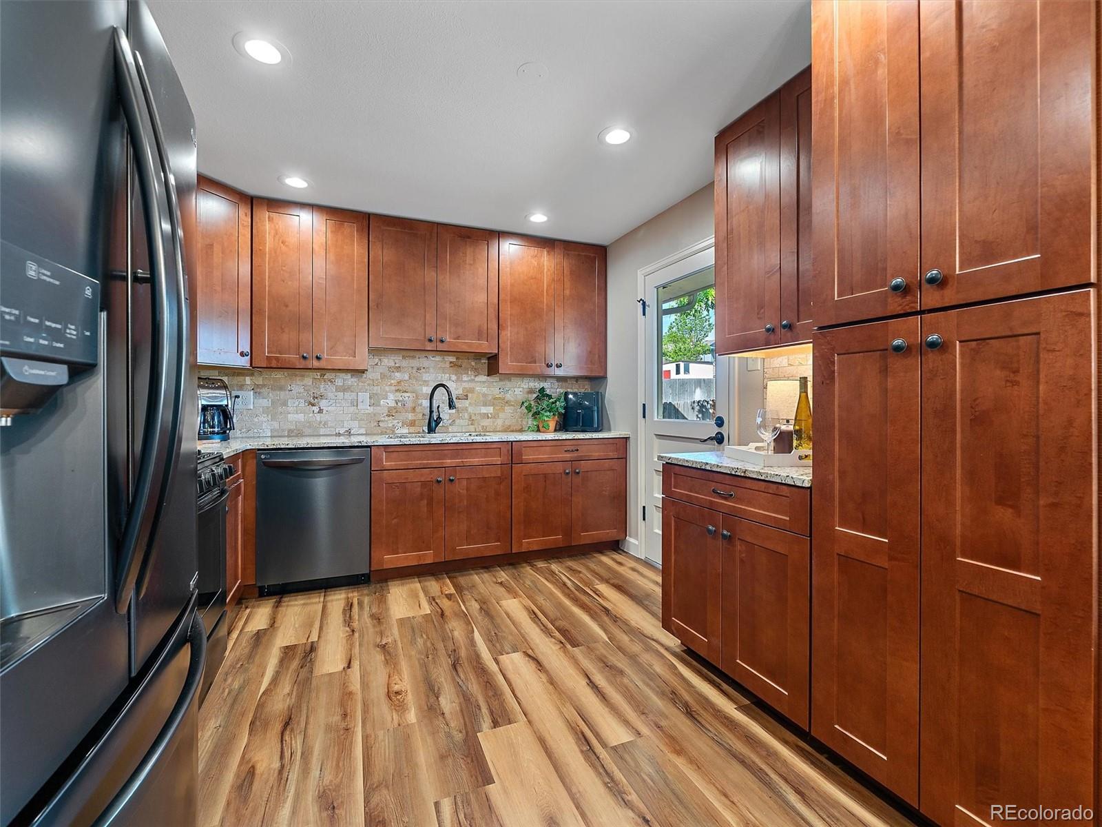 MLS Image #7 for 2077 s xenon street,lakewood, Colorado