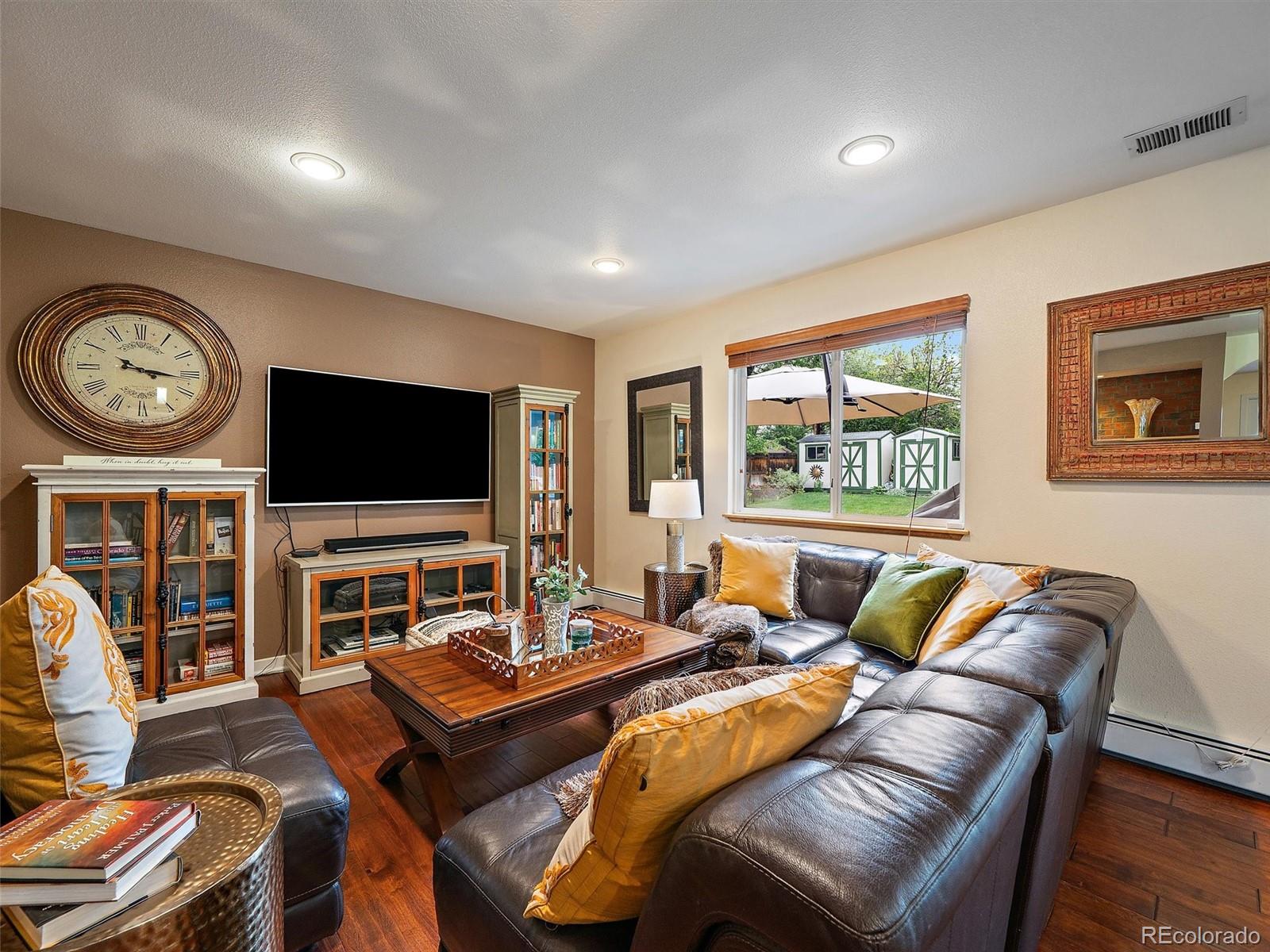 MLS Image #10 for 2490 s holly place,denver, Colorado