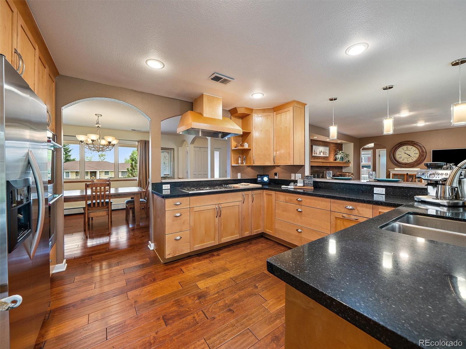 MLS Image #17 for 2490 s holly place,denver, Colorado