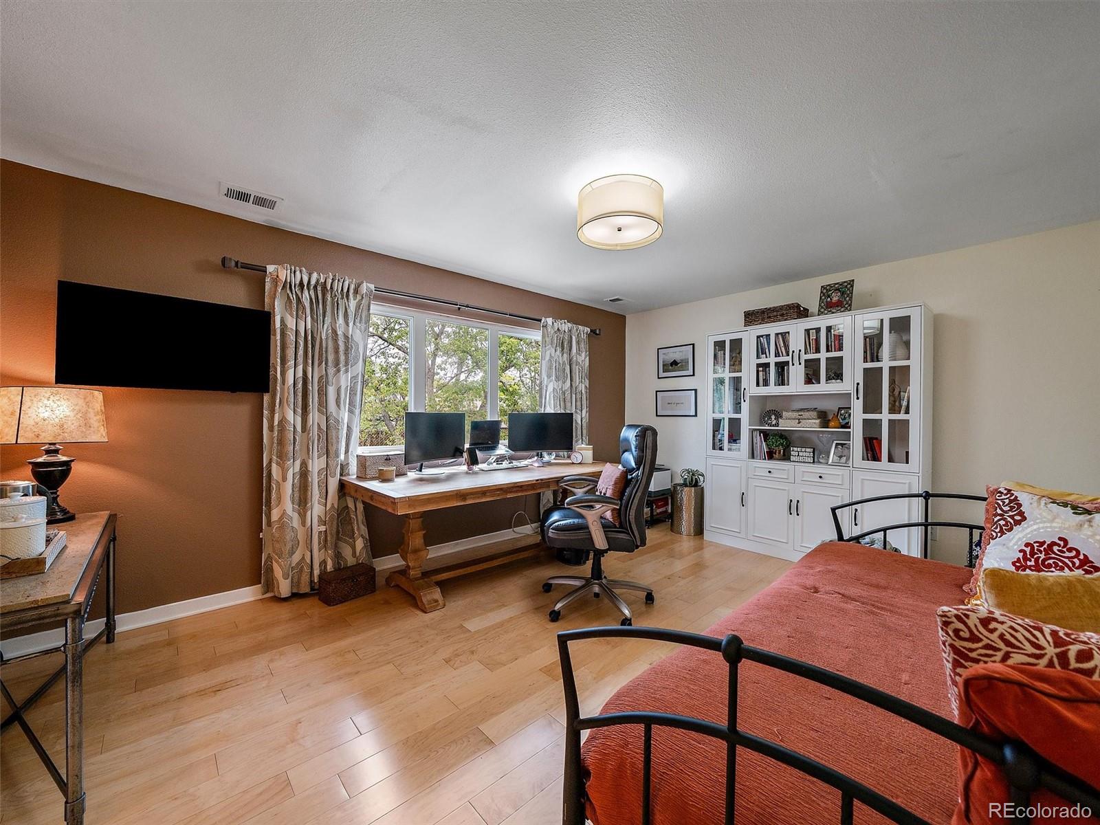 MLS Image #38 for 2490 s holly place,denver, Colorado