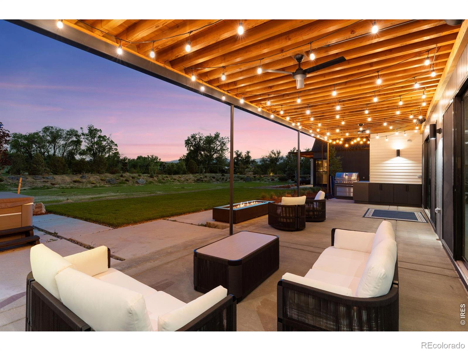 MLS Image #2 for 1563  spring creek crossing,lafayette, Colorado