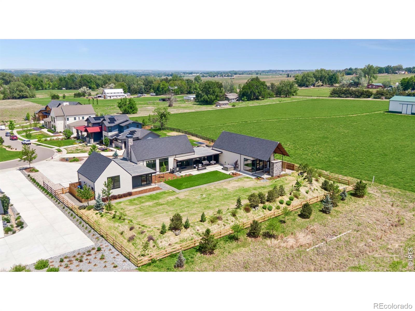 MLS Image #43 for 1563  spring creek crossing,lafayette, Colorado