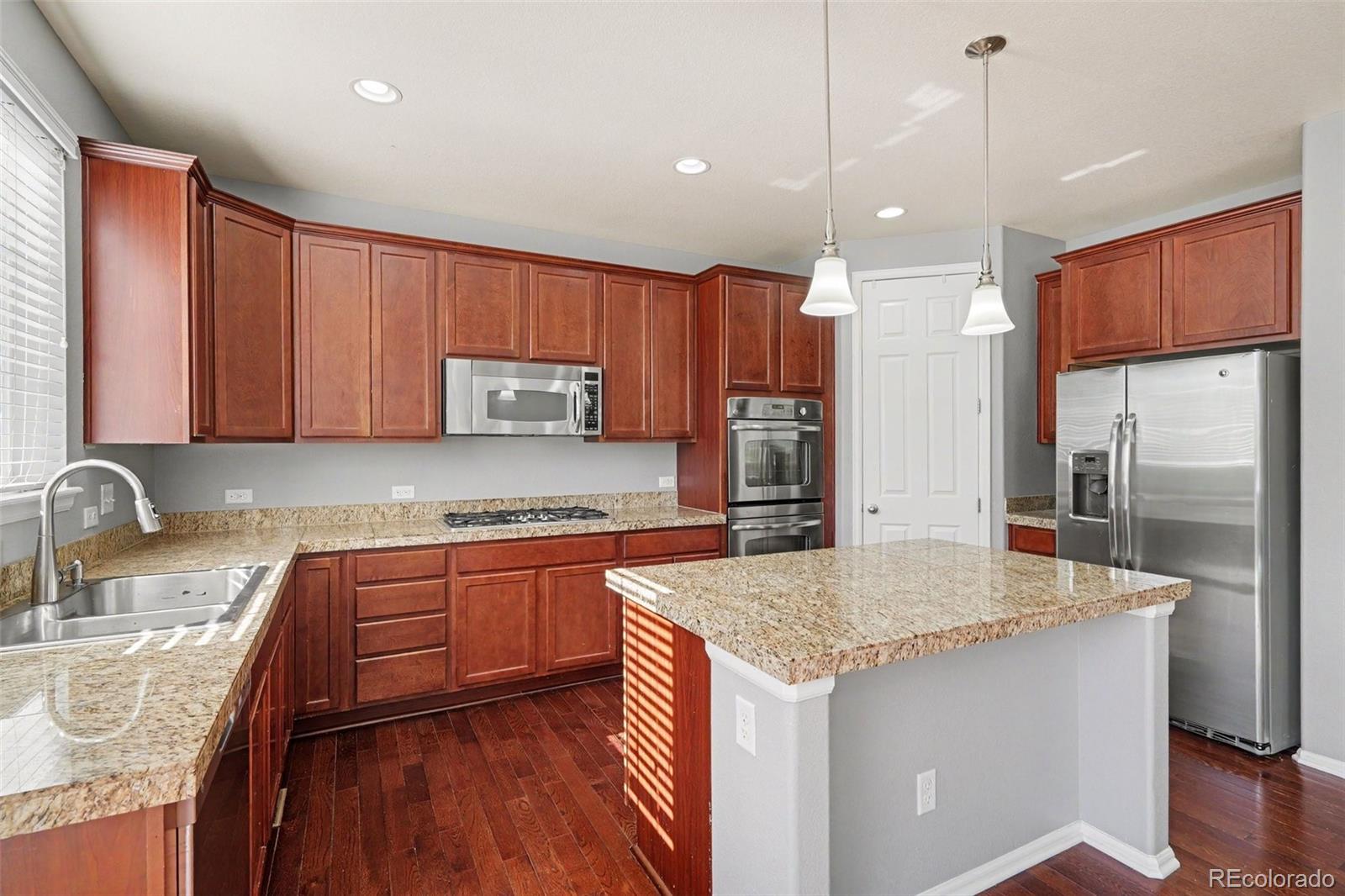 MLS Image #8 for 6340 s langdale way,aurora, Colorado