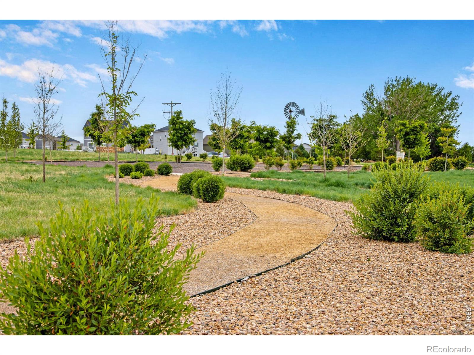 MLS Image #33 for 2671  doe ridge way,johnstown, Colorado