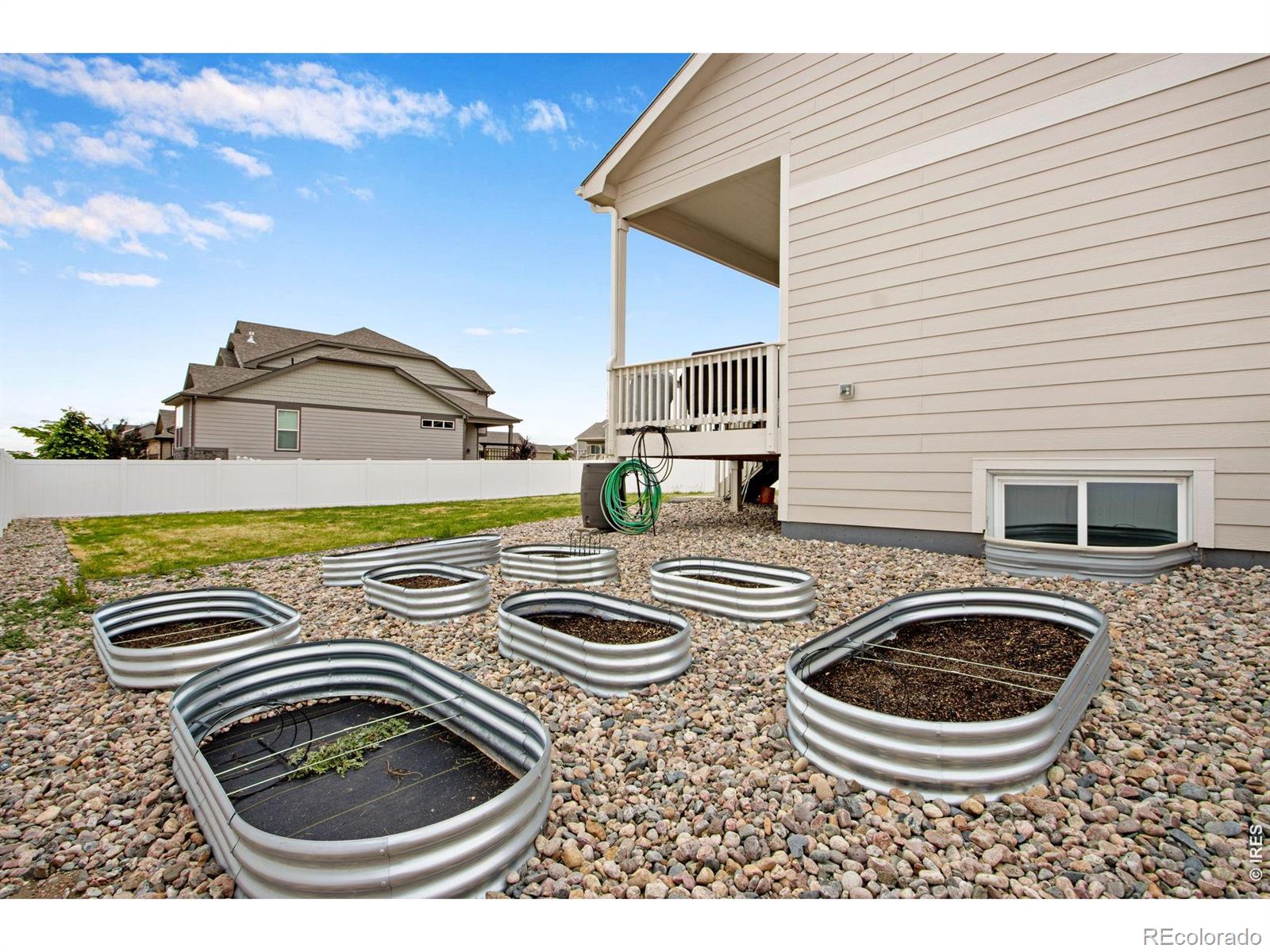 MLS Image #5 for 2671  doe ridge way,johnstown, Colorado