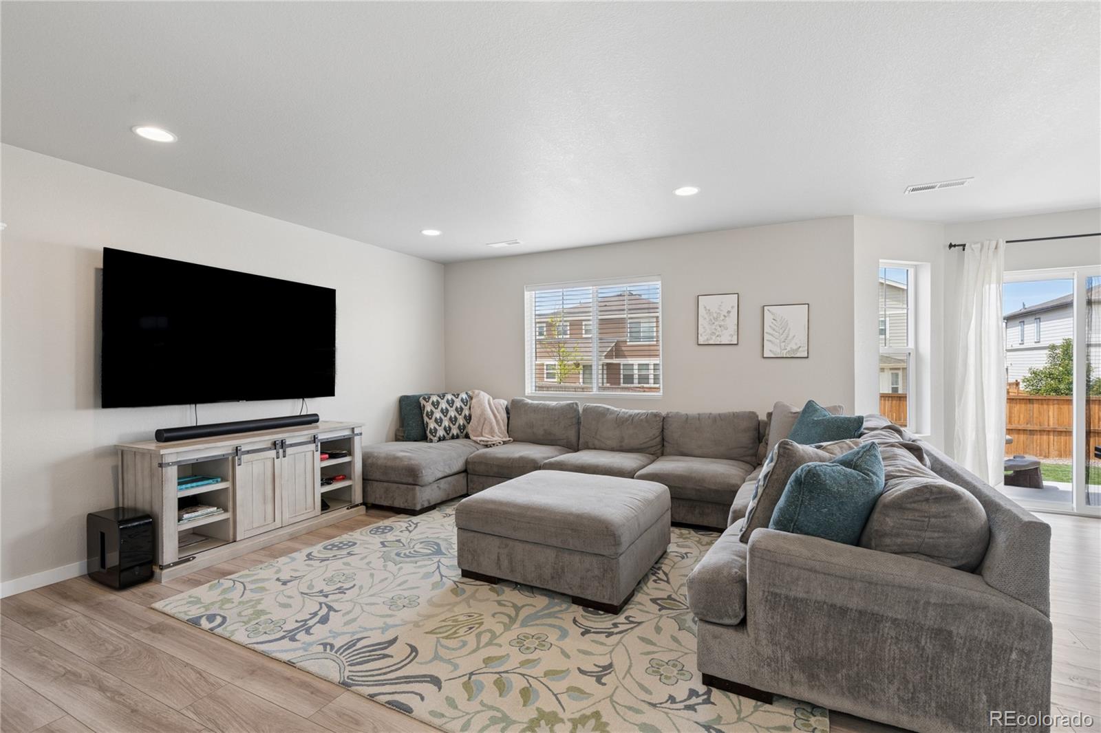 MLS Image #10 for 28401 e 7th place,watkins, Colorado