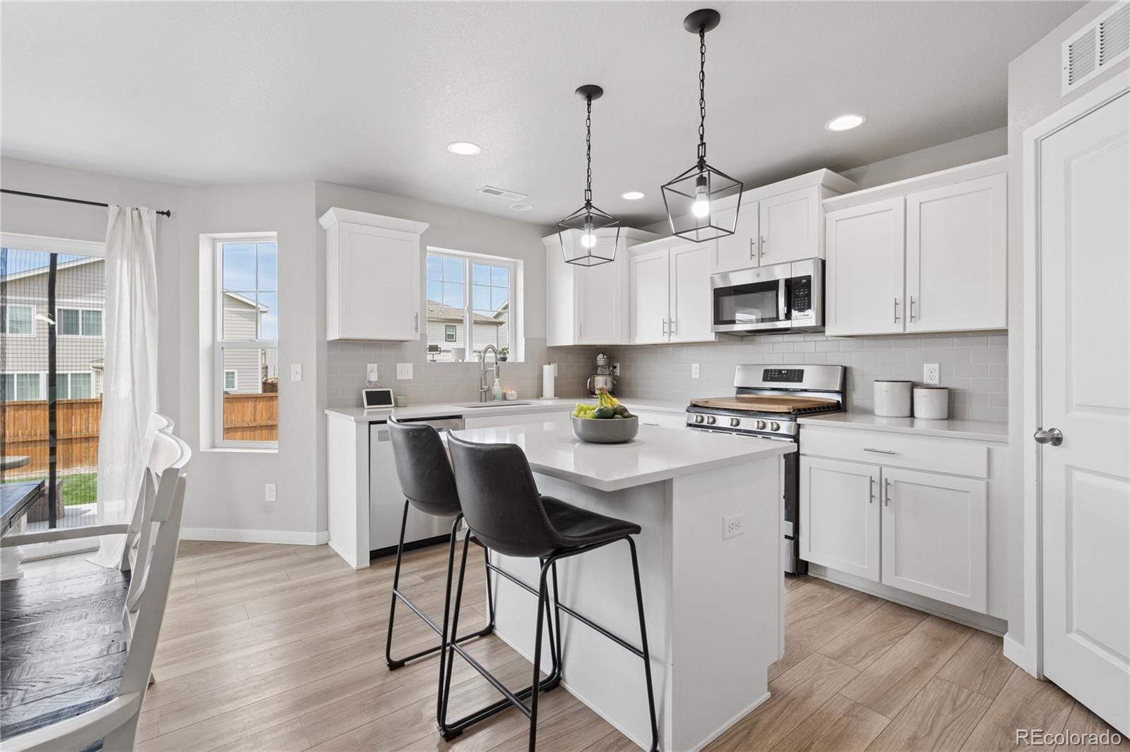 MLS Image #12 for 28401 e 7th place,watkins, Colorado
