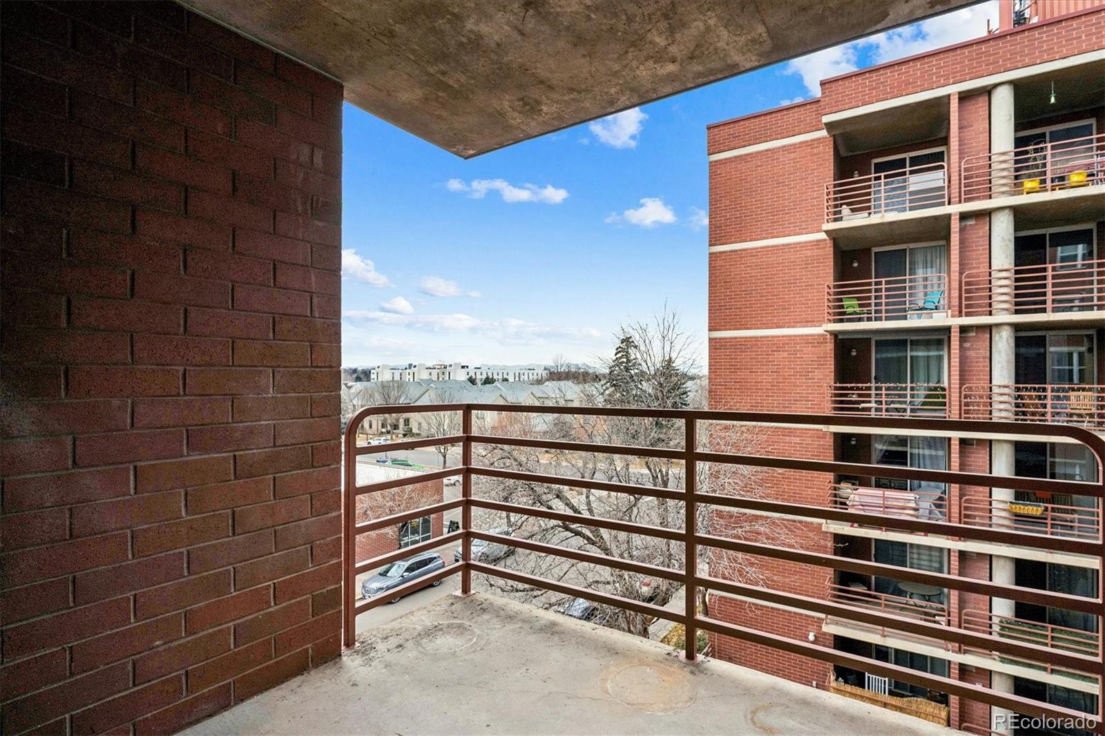 MLS Image #10 for 5955 e 10th avenue,denver, Colorado