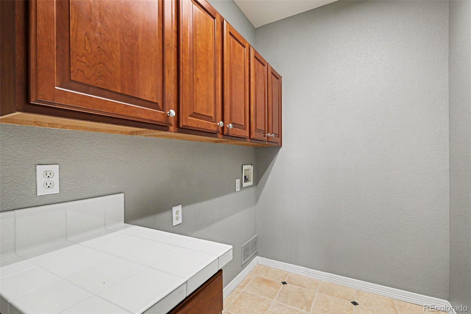 MLS Image #32 for 878  graland lane,highlands ranch, Colorado