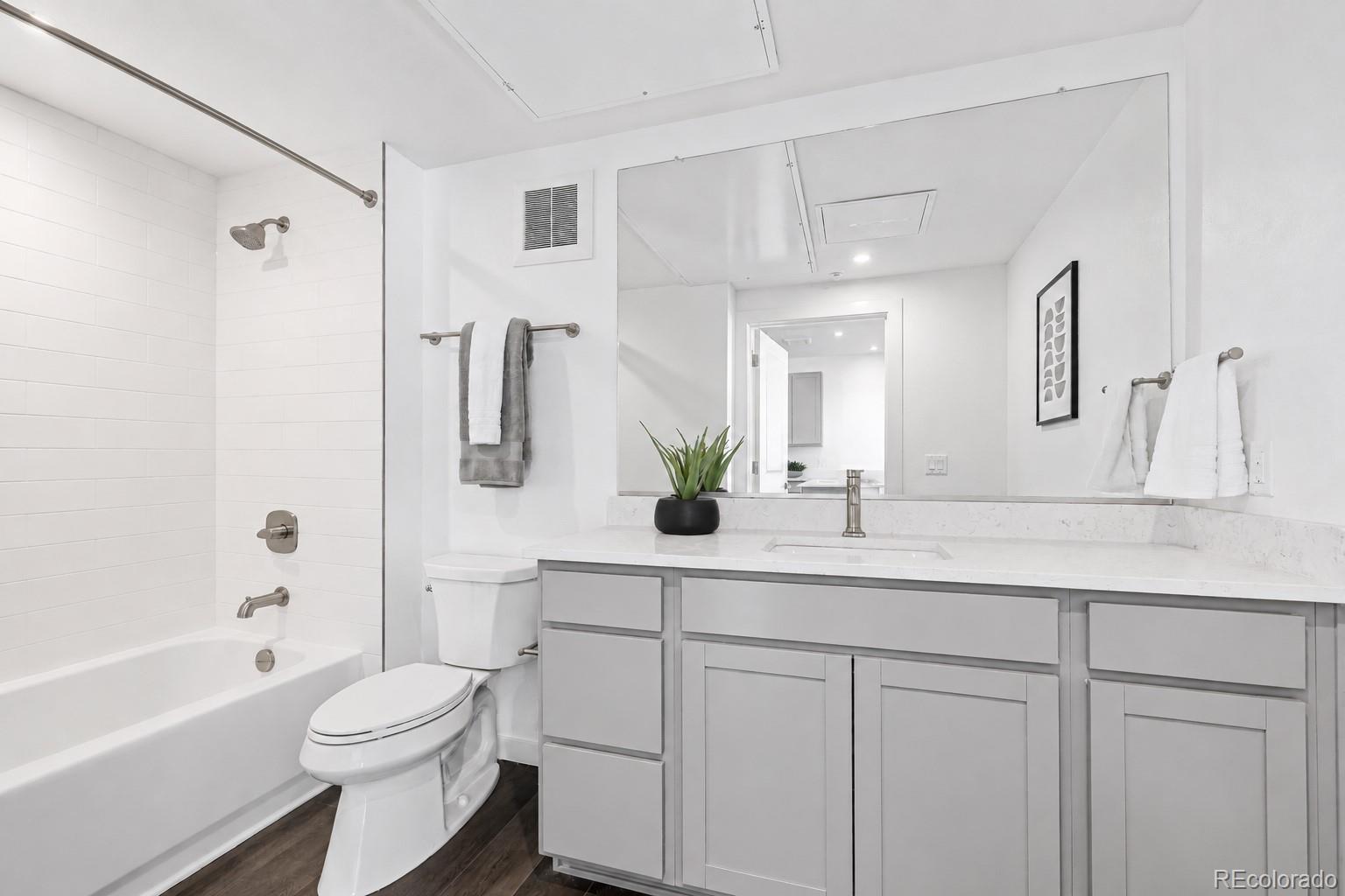 MLS Image #8 for 1650 n sheridan boulevard 104,denver, Colorado