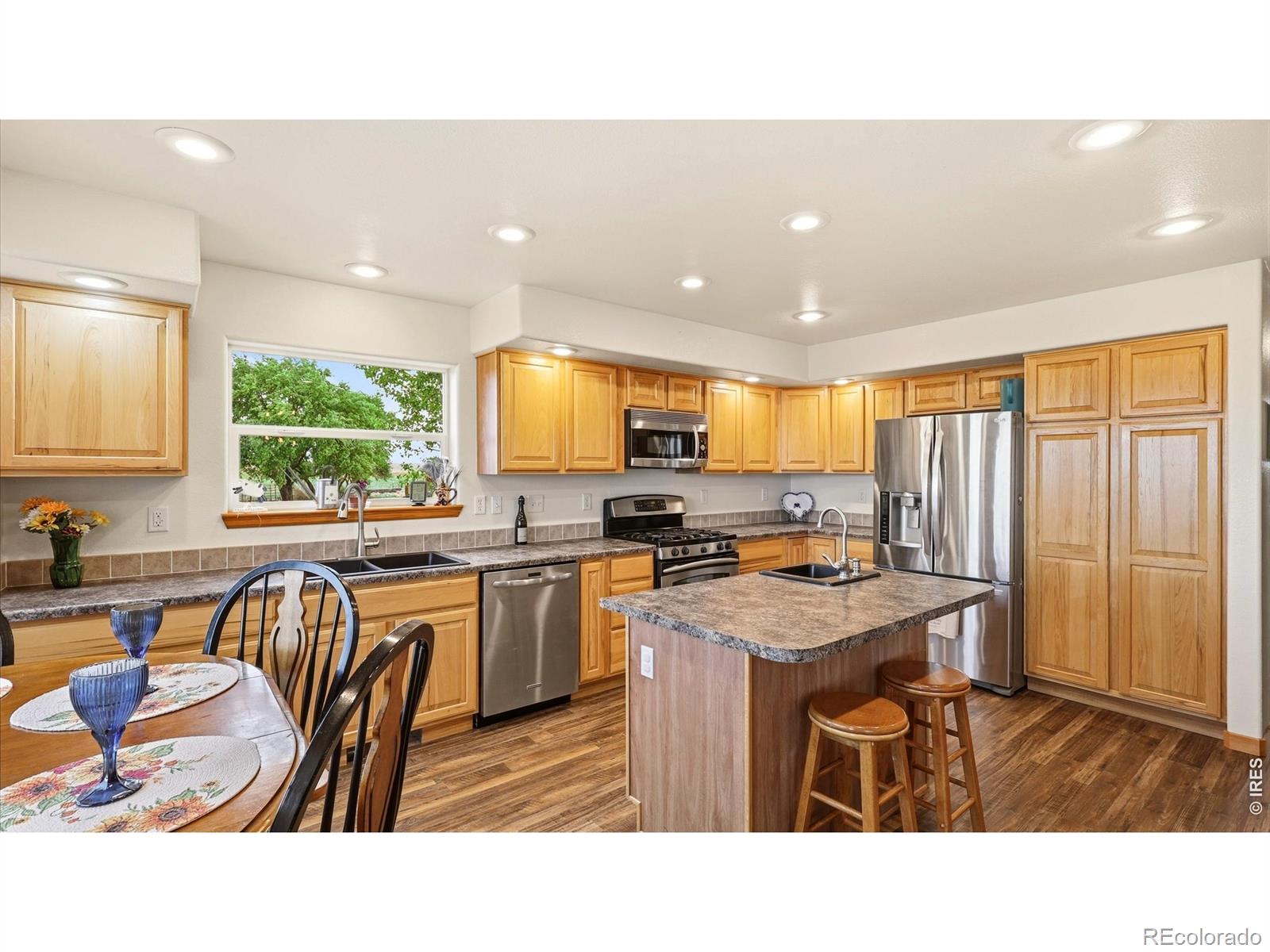 MLS Image #13 for 27488  county road 5 ,weldona, Colorado