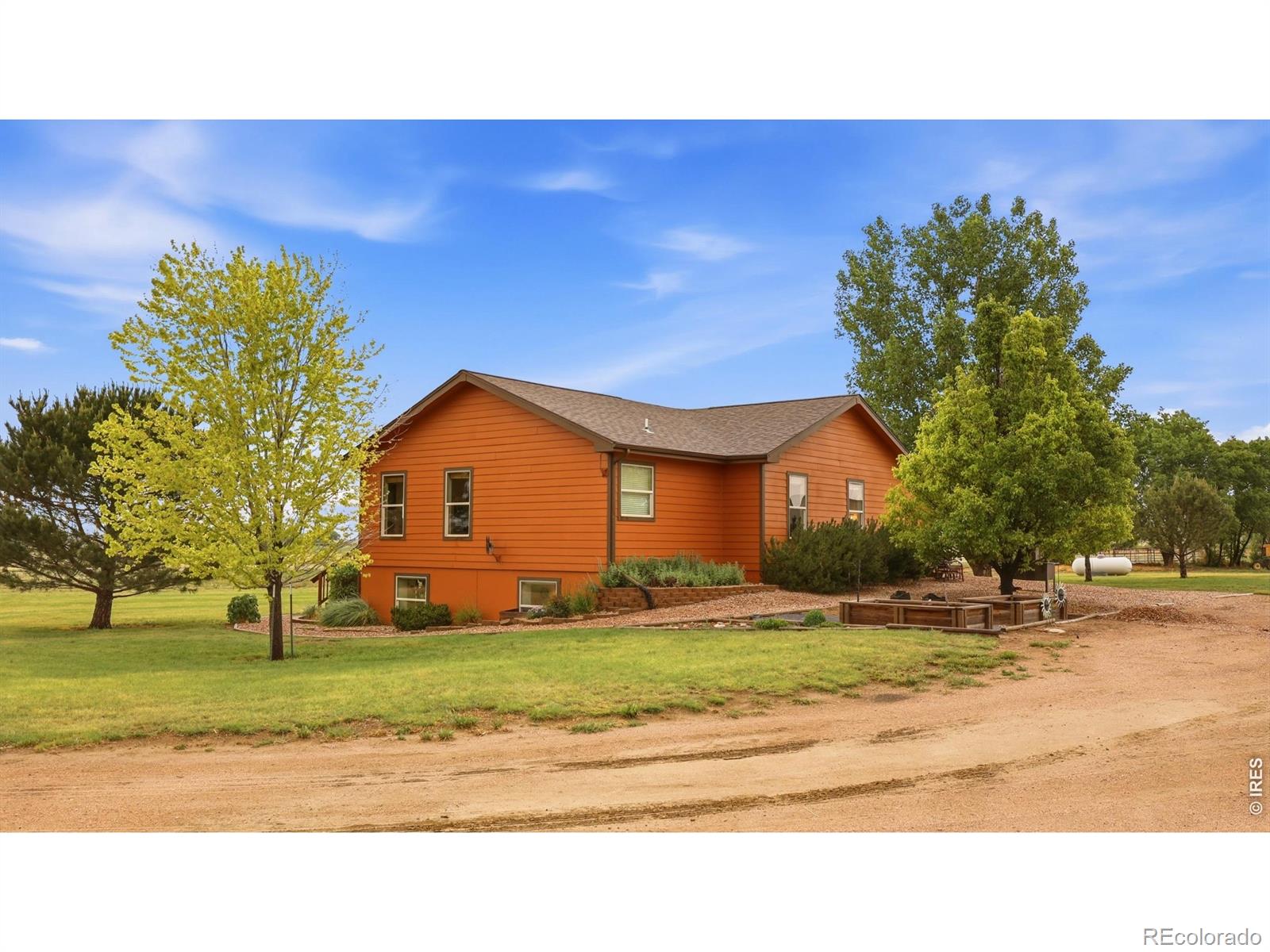 MLS Image #37 for 27488  county road 5 ,weldona, Colorado