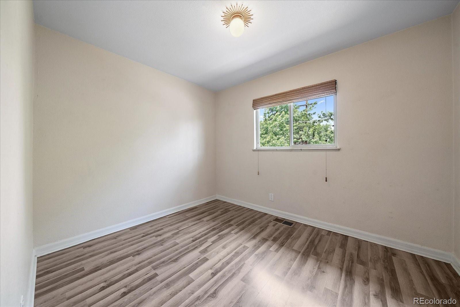MLS Image #14 for 2424 w 35th avenue,denver, Colorado
