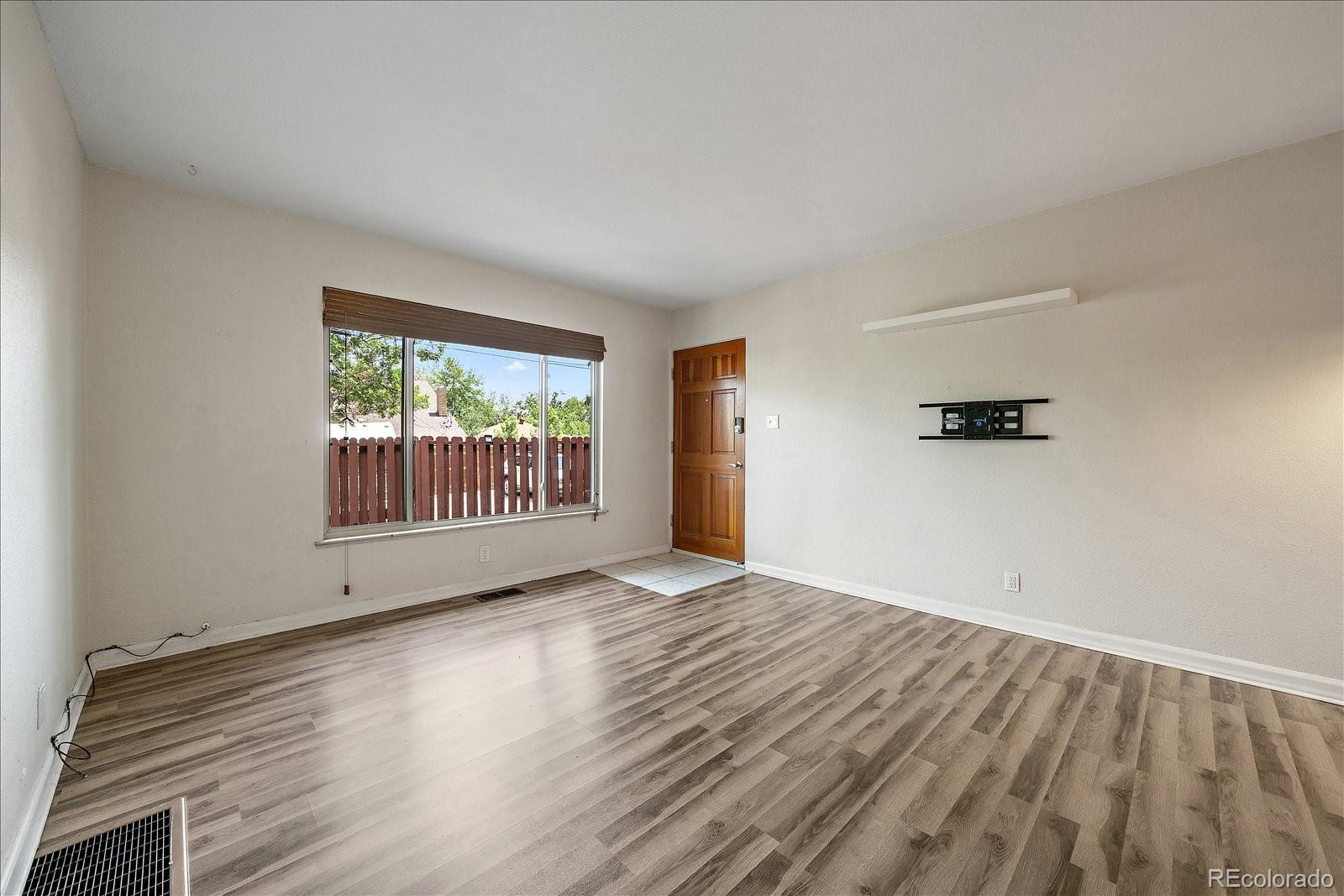 MLS Image #5 for 2424 w 35th avenue,denver, Colorado