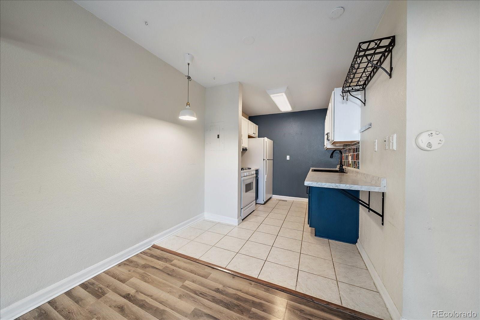 MLS Image #7 for 2424 w 35th avenue,denver, Colorado