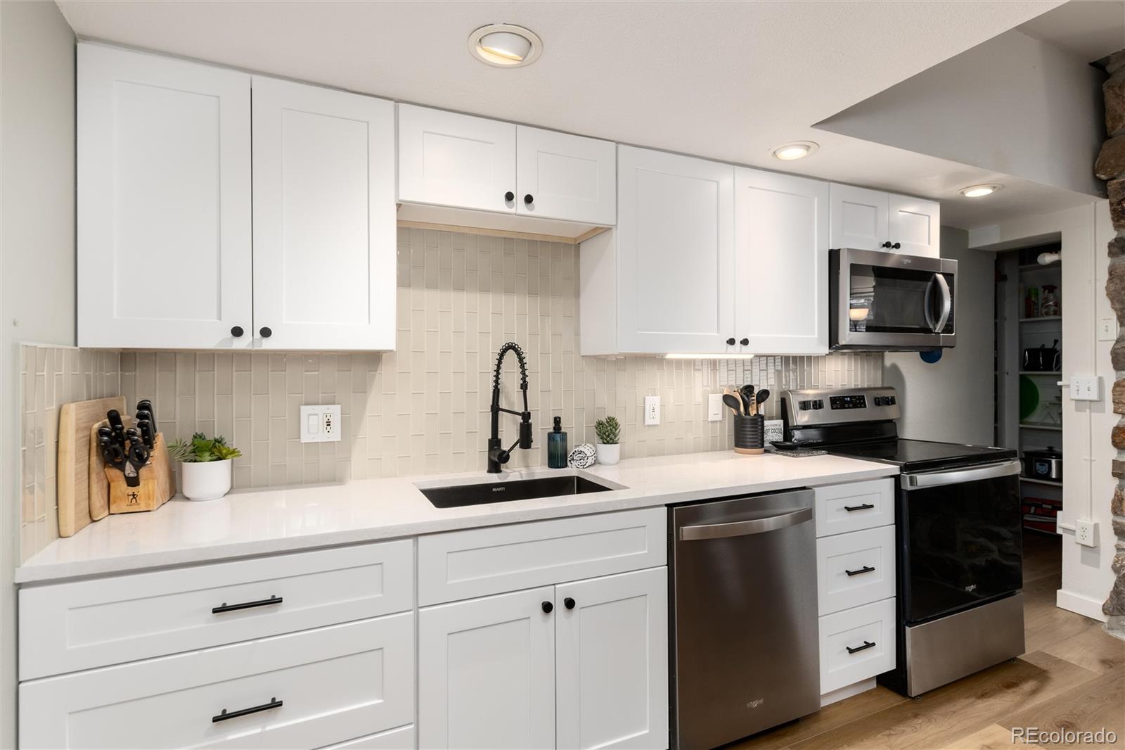 MLS Image #8 for 370 e la bonte street,dillon, Colorado