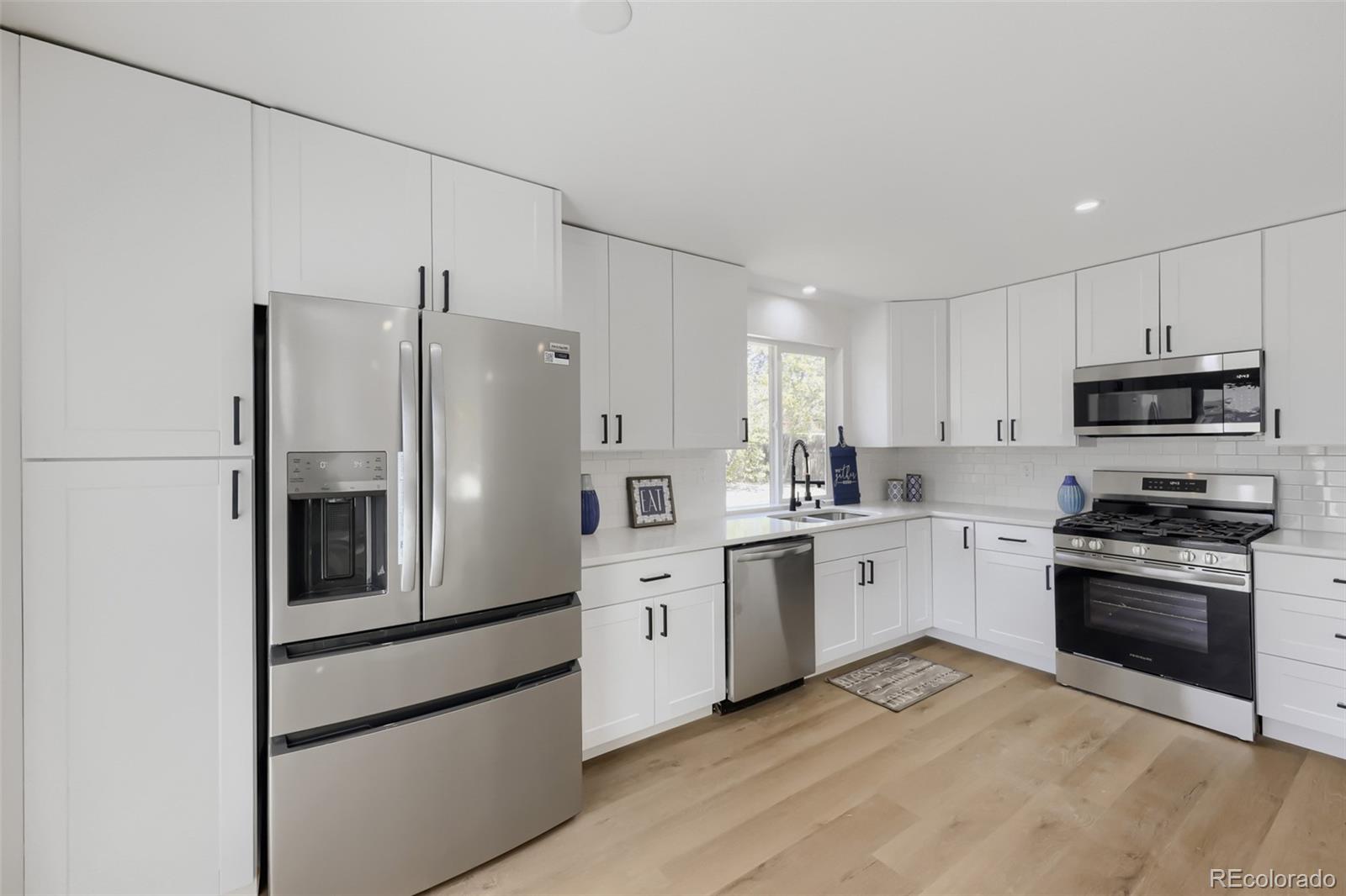 MLS Image #10 for 11319  birch street,thornton, Colorado