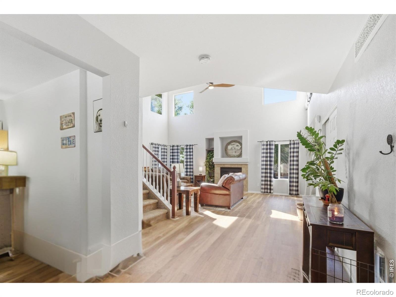 MLS Image #3 for 7472  skyline way,frederick, Colorado