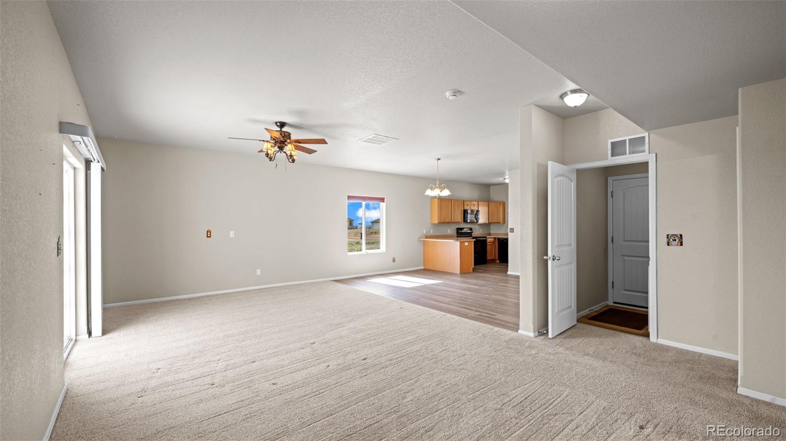 MLS Image #15 for 1133 e ivanhoe drive,pueblo, Colorado