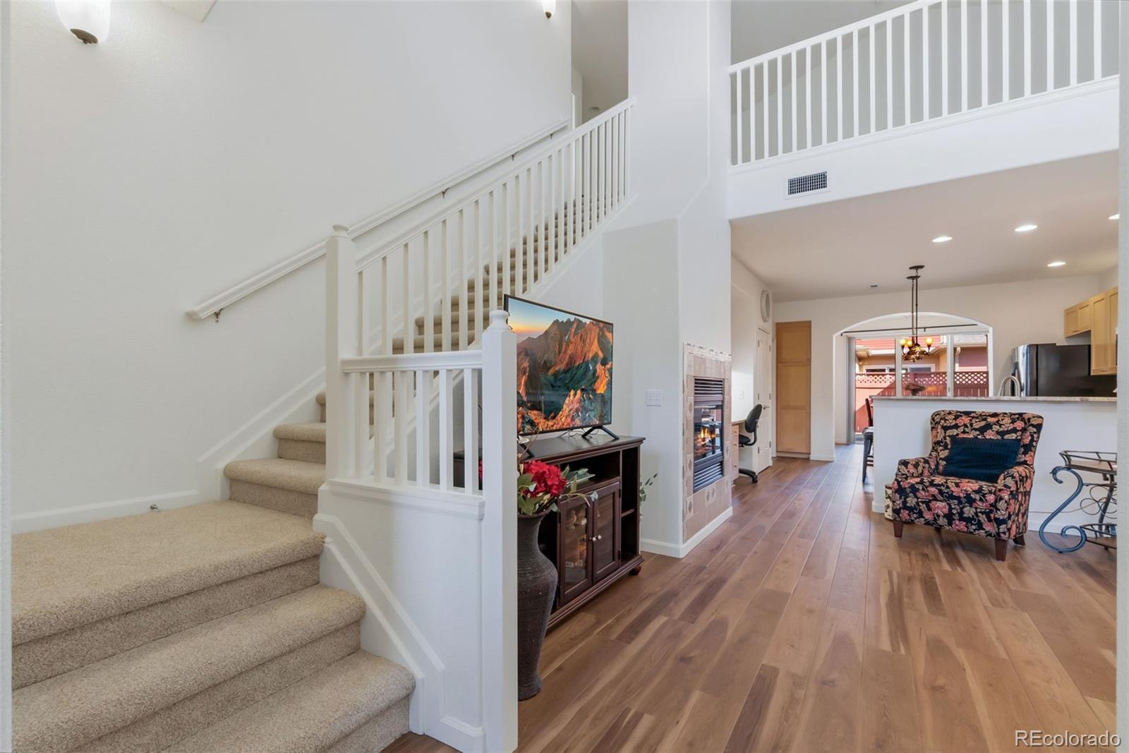 MLS Image #4 for 8551  gold peak drive,highlands ranch, Colorado