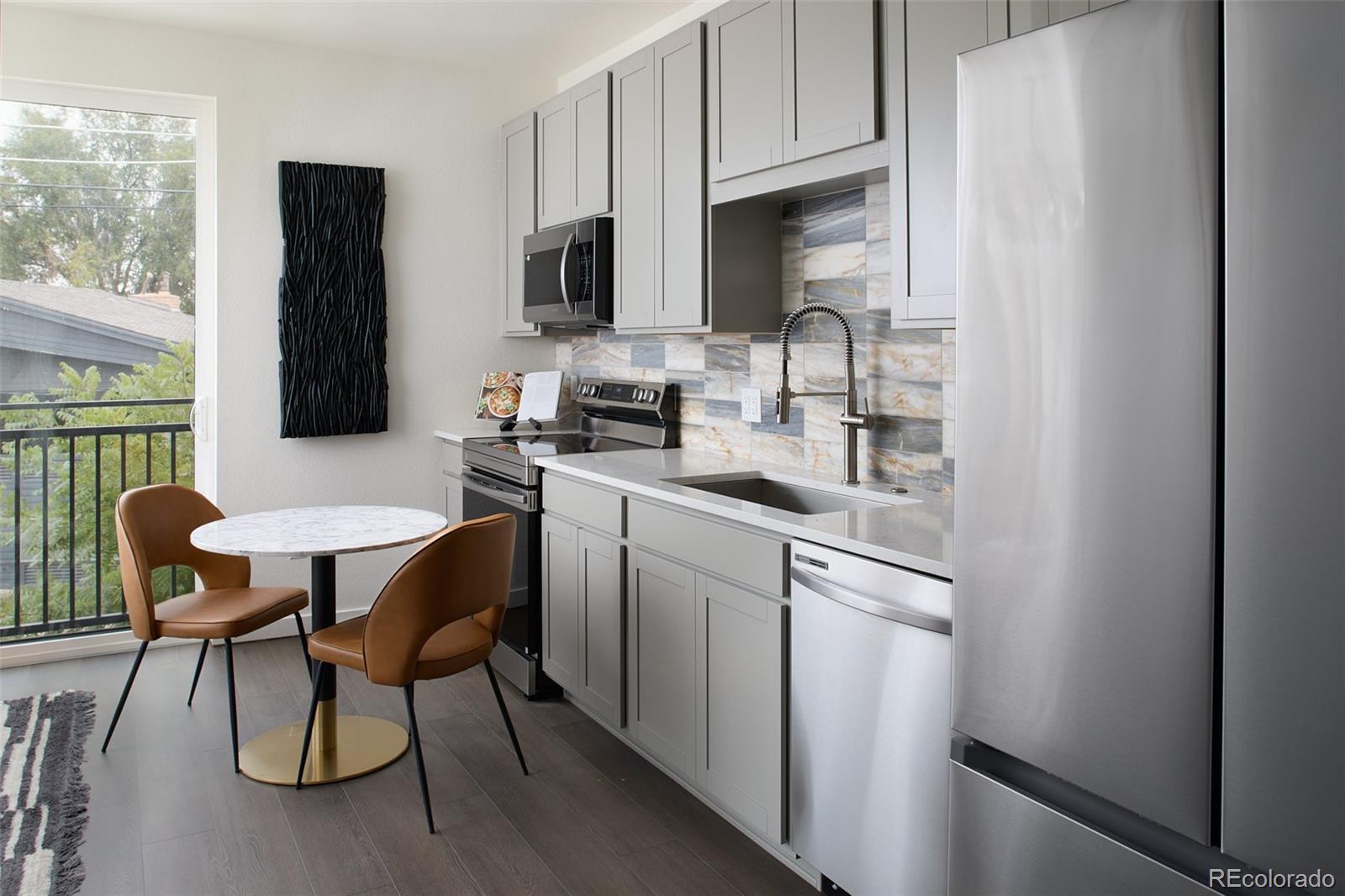 MLS Image #2 for 1634 n sheridan boulevard 301,denver, Colorado