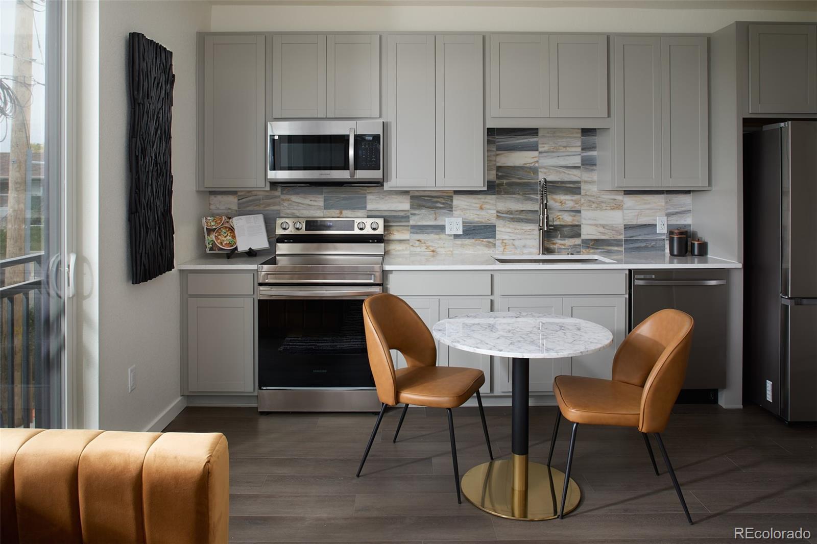 MLS Image #3 for 1634 n sheridan boulevard 301,denver, Colorado