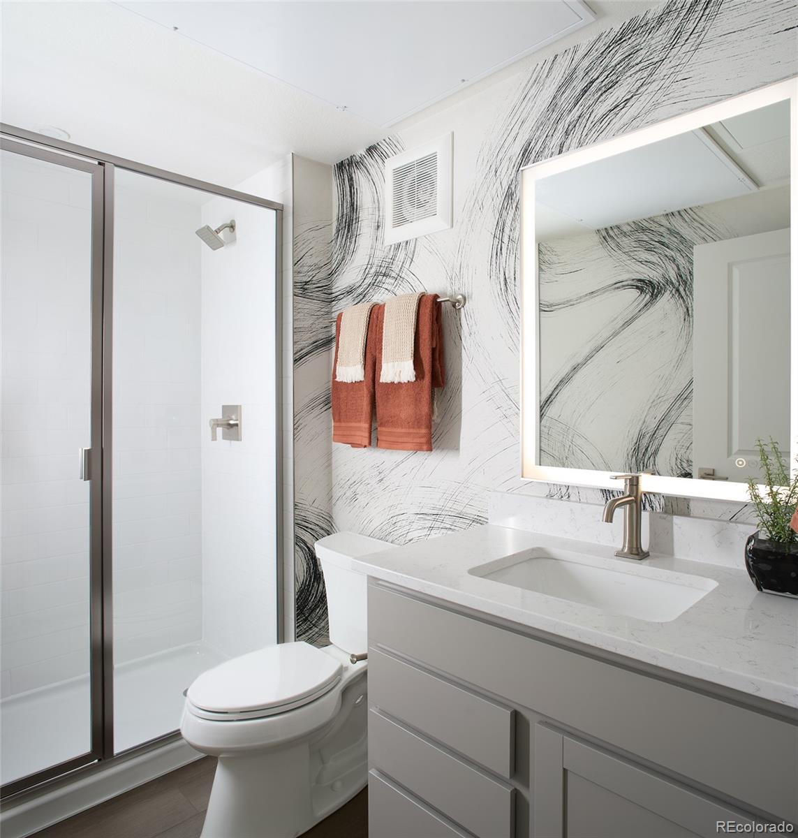 MLS Image #8 for 1634 n sheridan boulevard 301,denver, Colorado