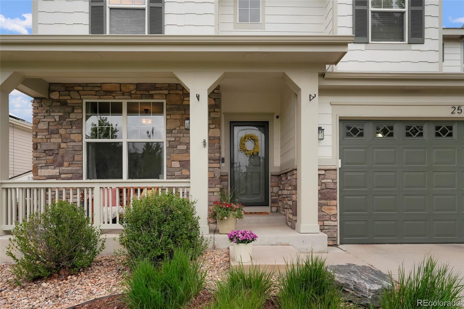 MLS Image #2 for 25341 e ottawa drive,aurora, Colorado