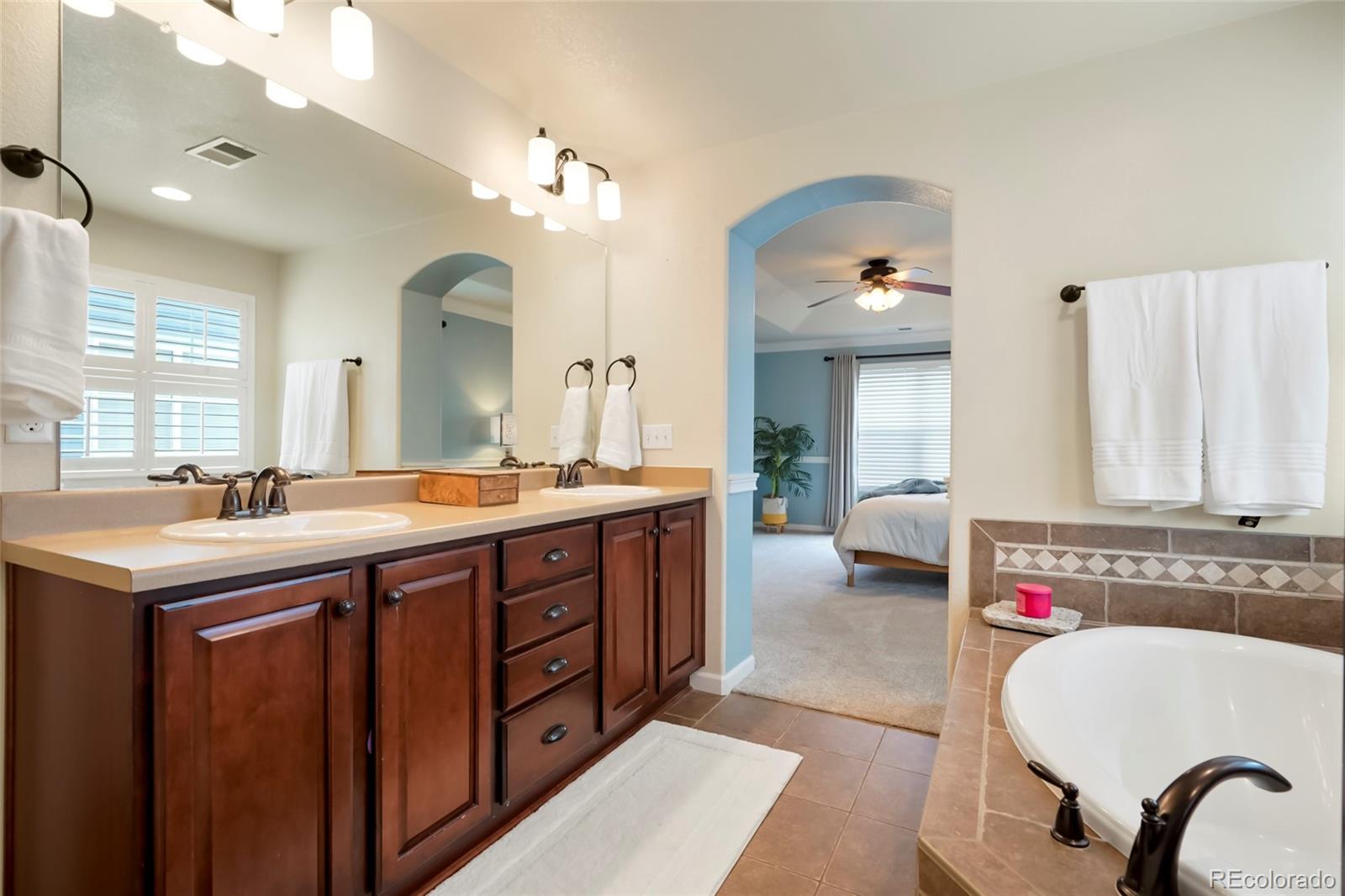 MLS Image #21 for 25341 e ottawa drive,aurora, Colorado