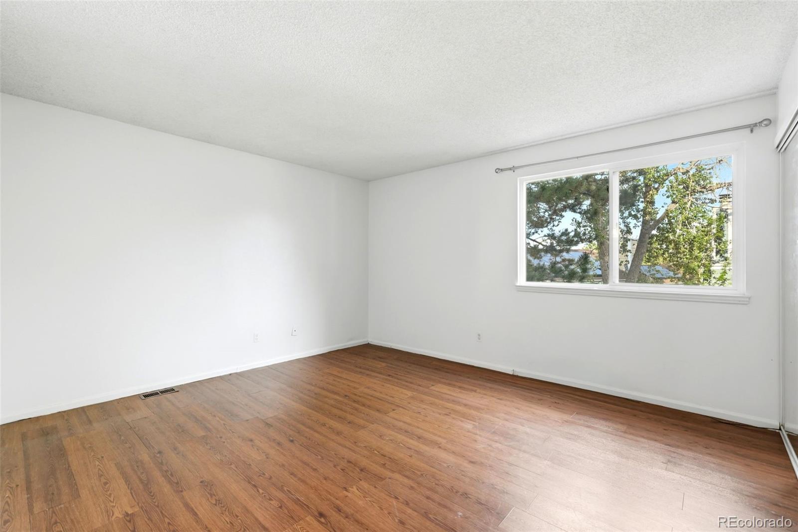 MLS Image #12 for 17592 e ohio circle,aurora, Colorado