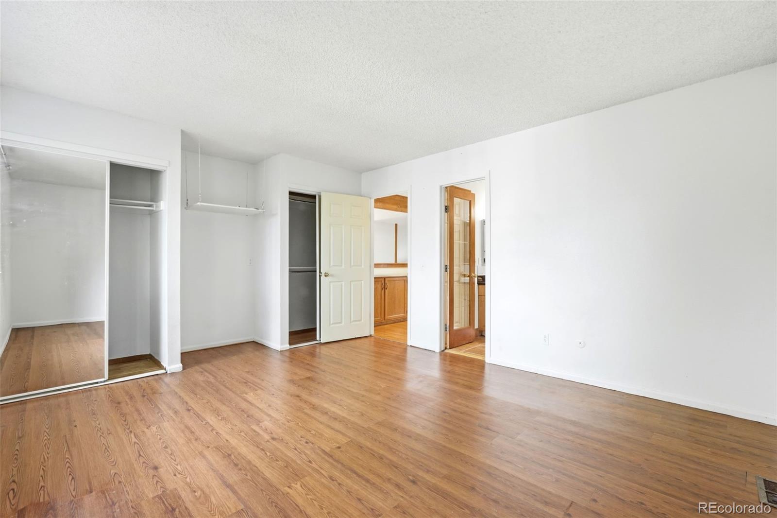 MLS Image #13 for 17592 e ohio circle,aurora, Colorado