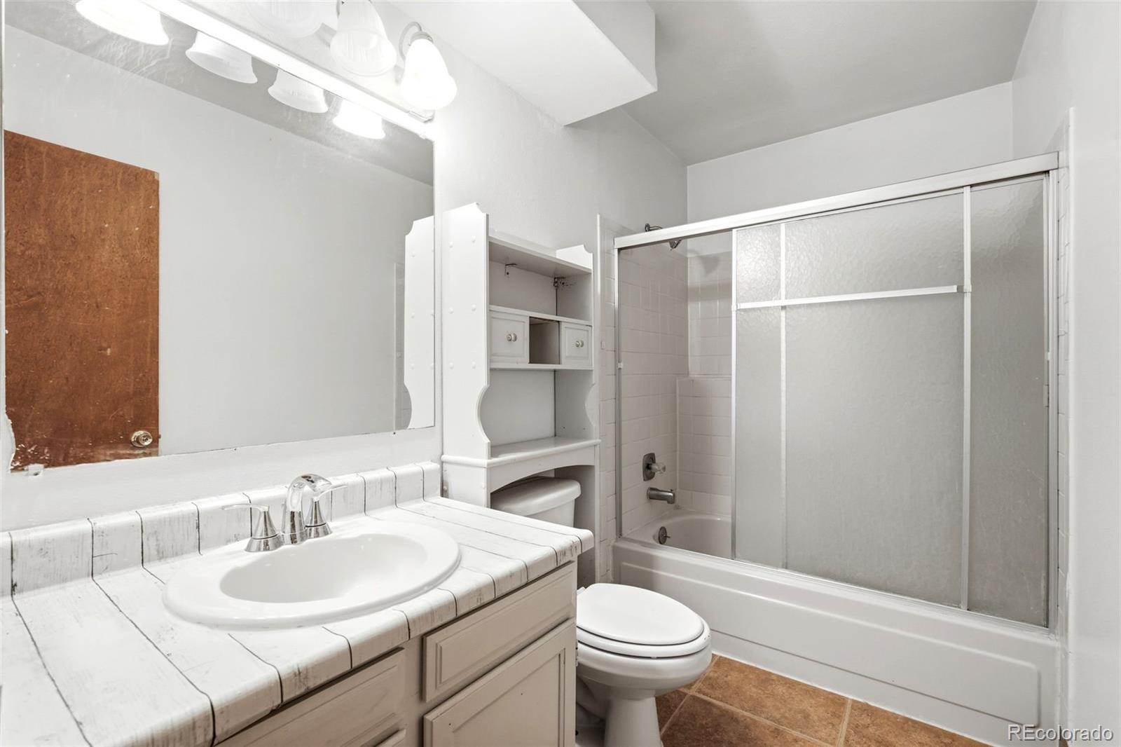 MLS Image #17 for 17592 e ohio circle,aurora, Colorado