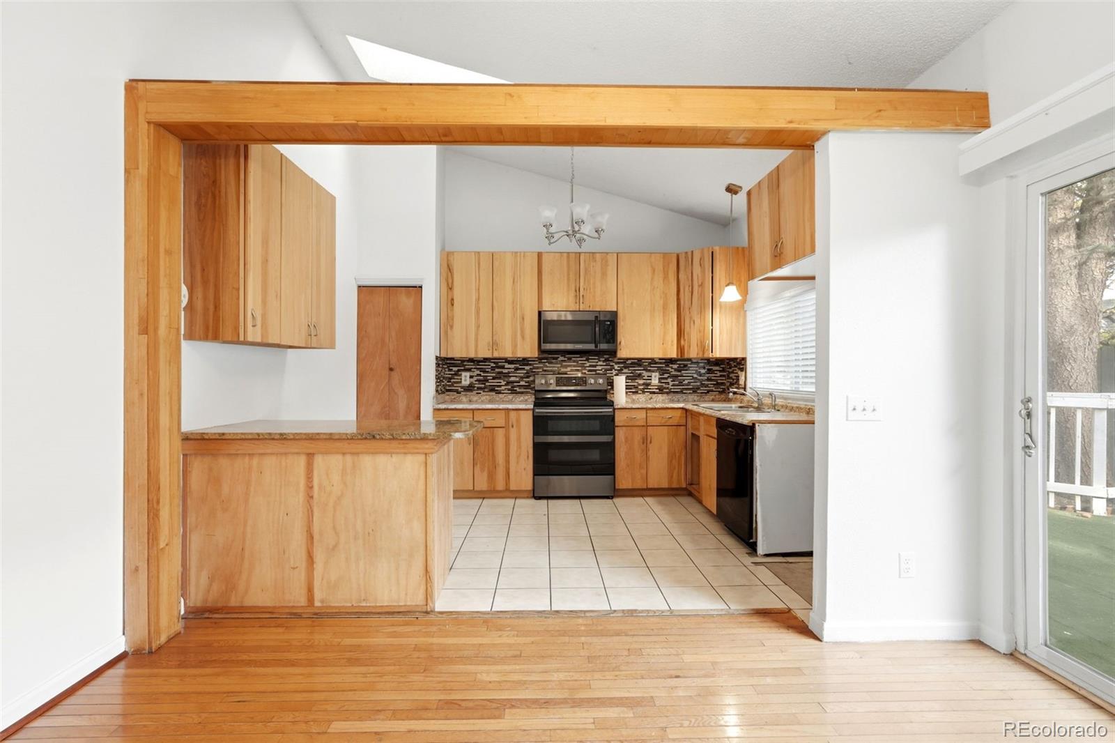 MLS Image #5 for 17592 e ohio circle,aurora, Colorado