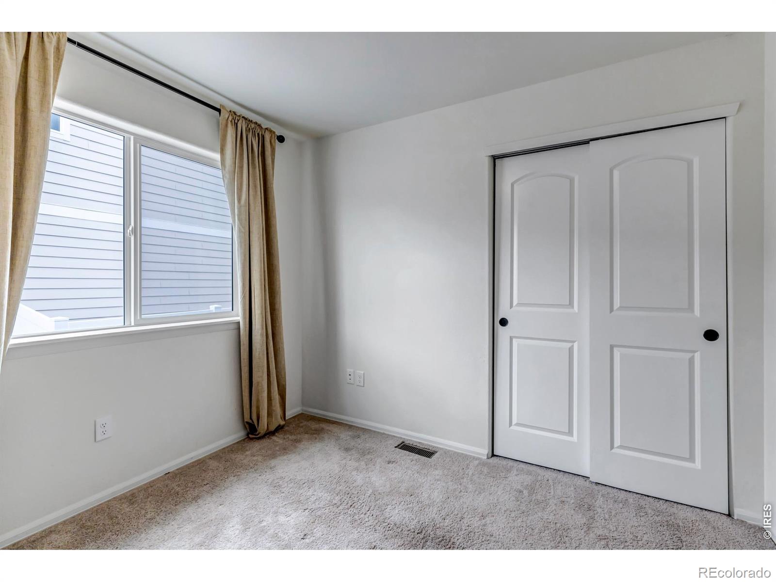 MLS Image #16 for 945  maplebrook drive,windsor, Colorado