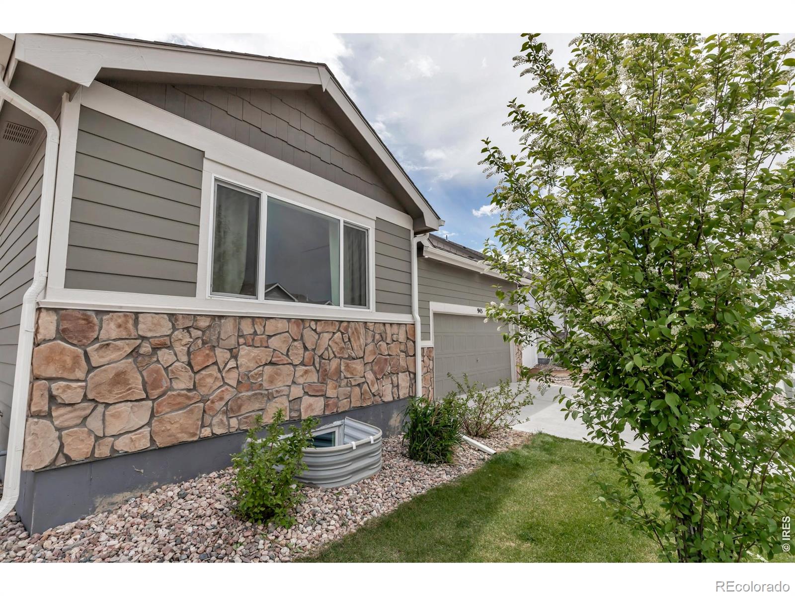 MLS Image #34 for 945  maplebrook drive,windsor, Colorado