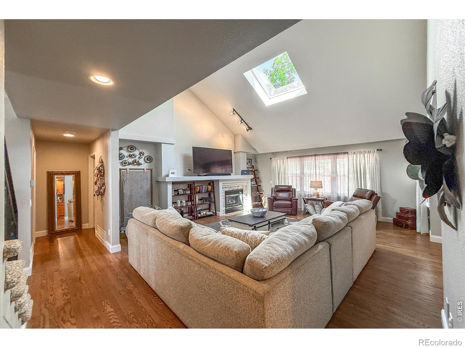 MLS Image #4 for 2000  ridgeview drive,longmont, Colorado