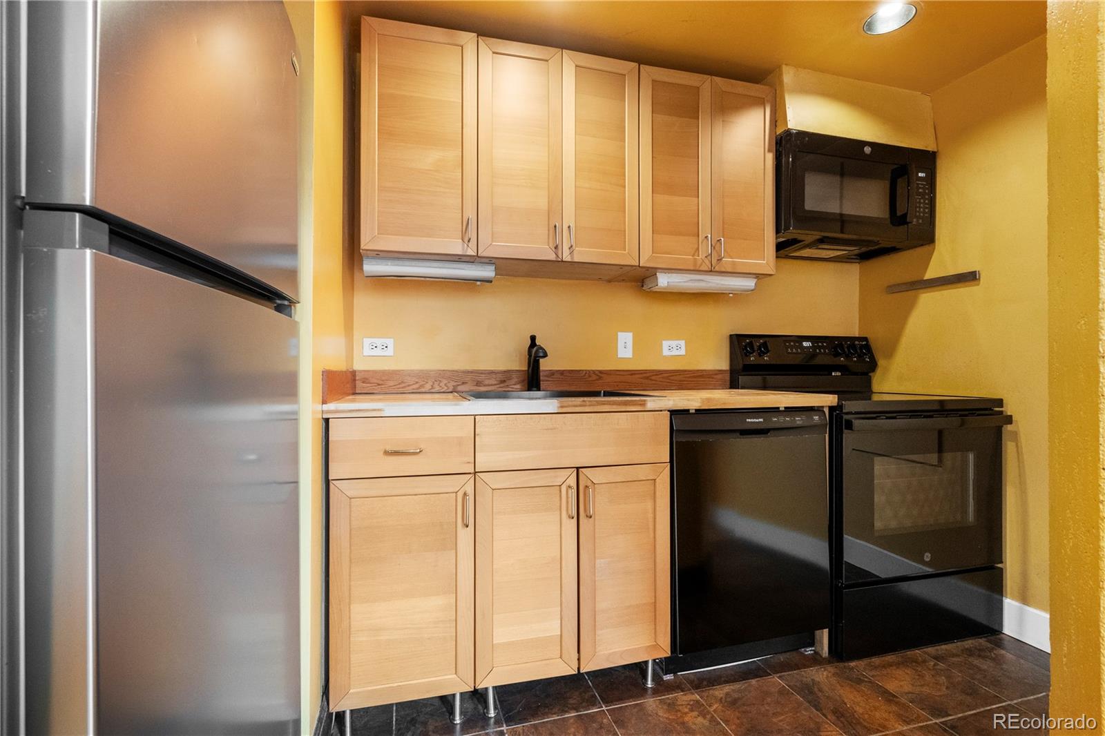MLS Image #6 for 720  16th street 210,denver, Colorado