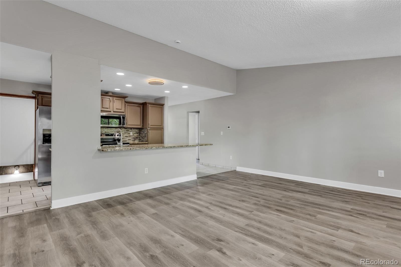 MLS Image #10 for 2093 s rifle street,aurora, Colorado