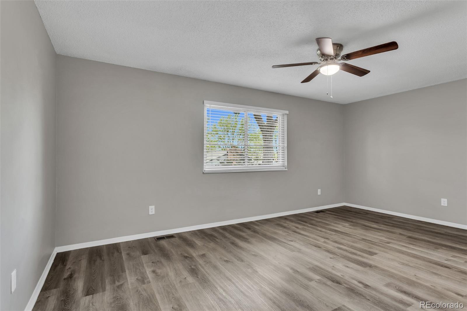 MLS Image #11 for 2093 s rifle street,aurora, Colorado