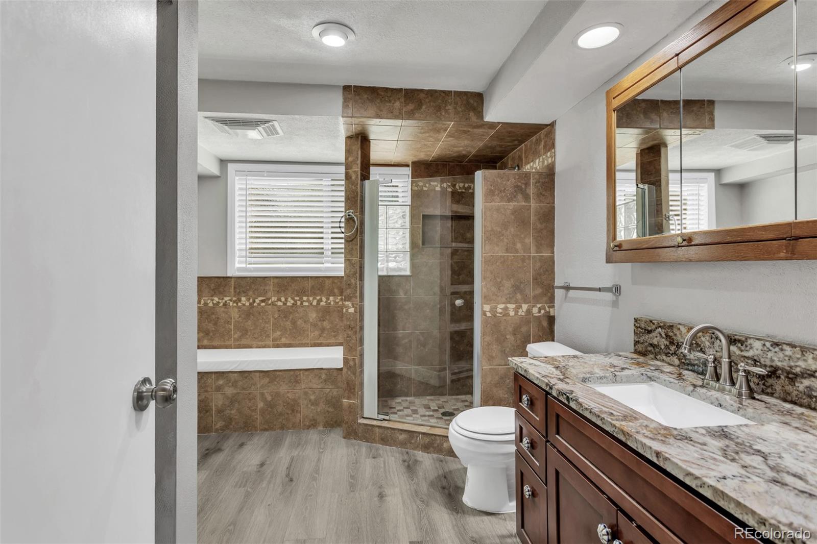 MLS Image #30 for 2093 s rifle street,aurora, Colorado