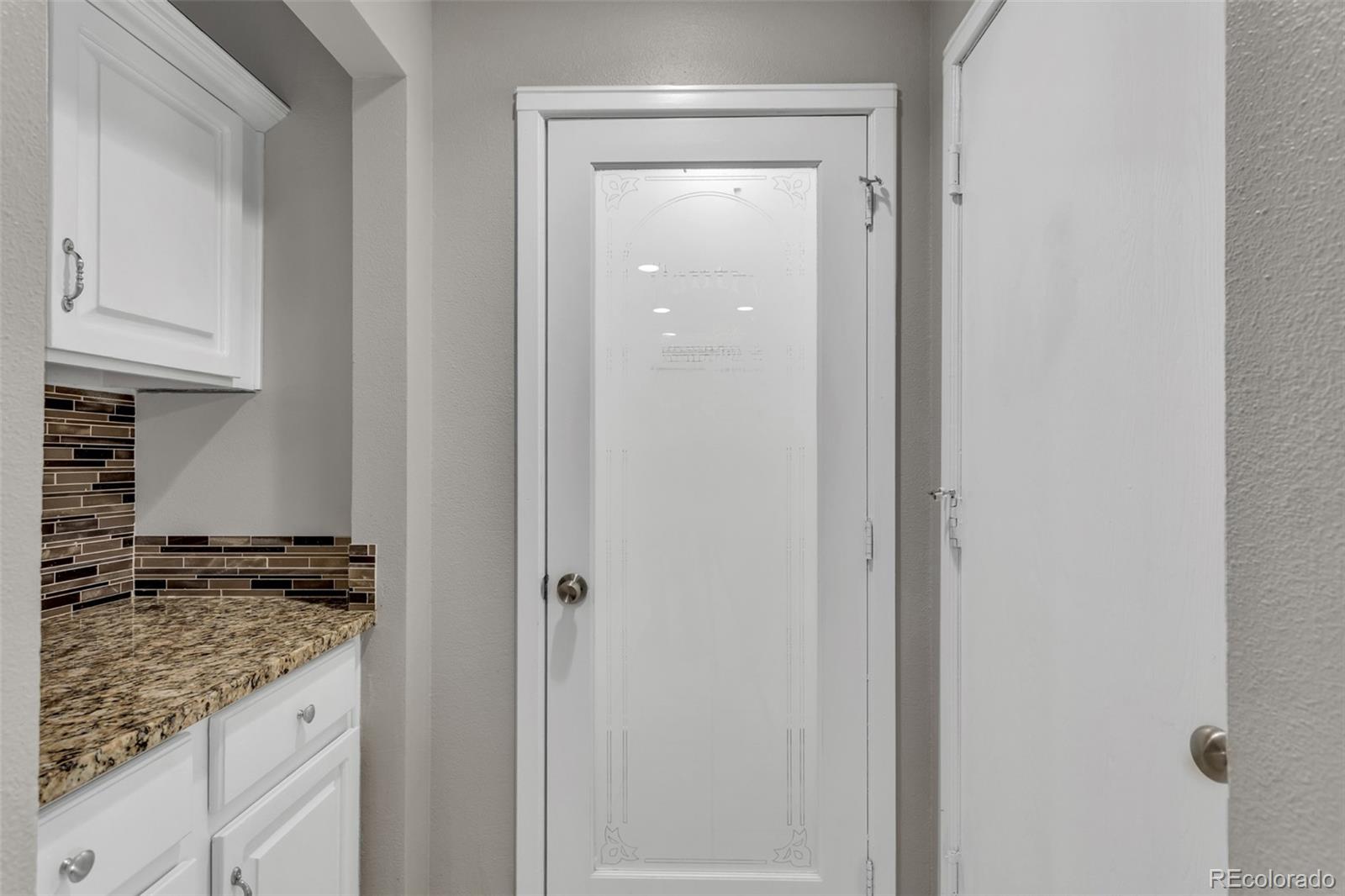 MLS Image #7 for 2093 s rifle street,aurora, Colorado