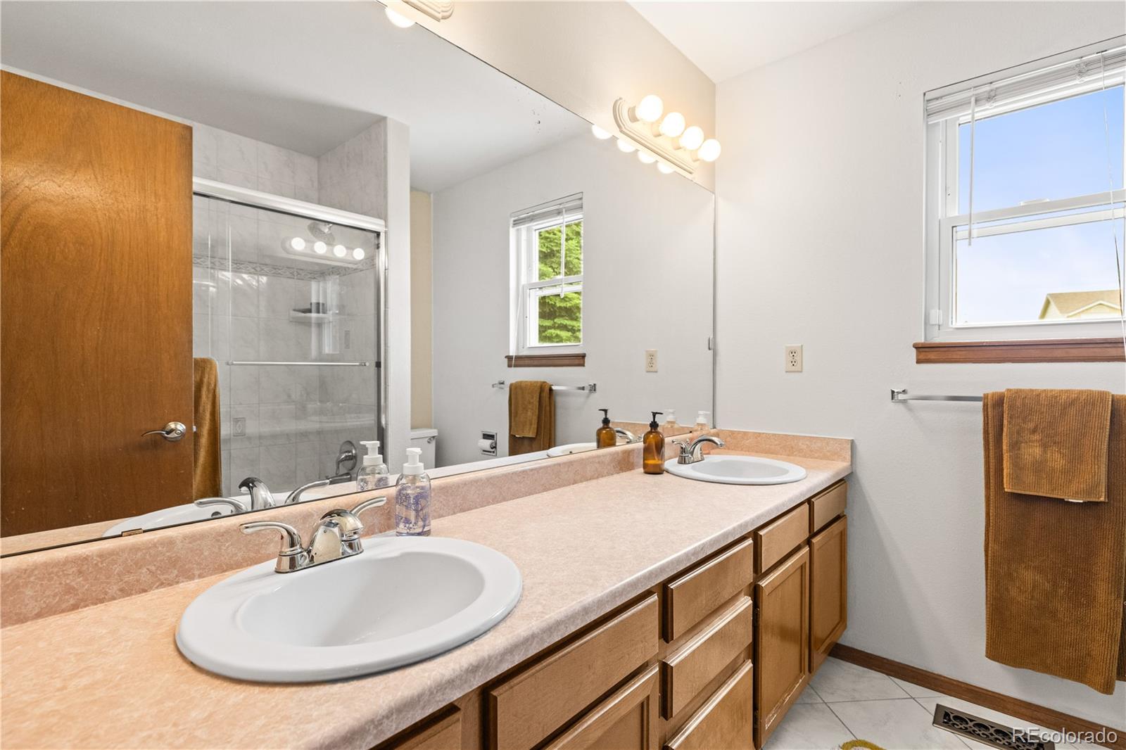 MLS Image #20 for 3733 w union avenue,denver, Colorado