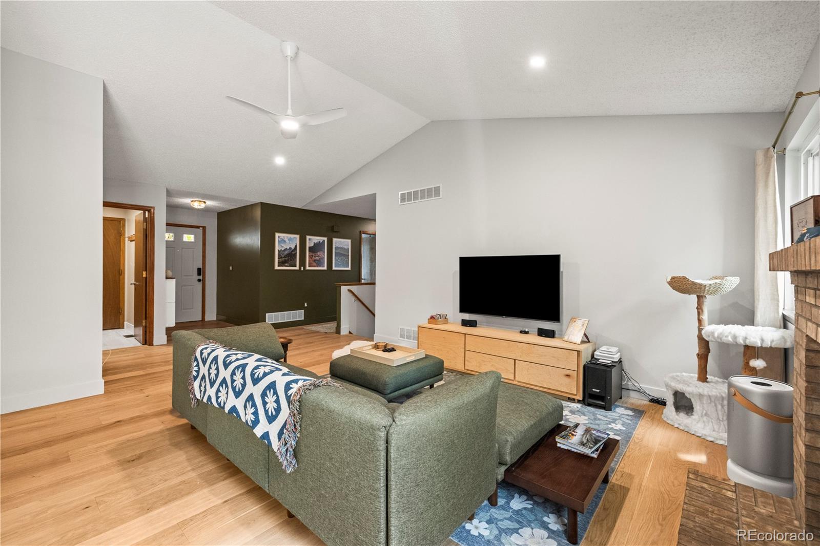 MLS Image #5 for 3733 w union avenue,denver, Colorado