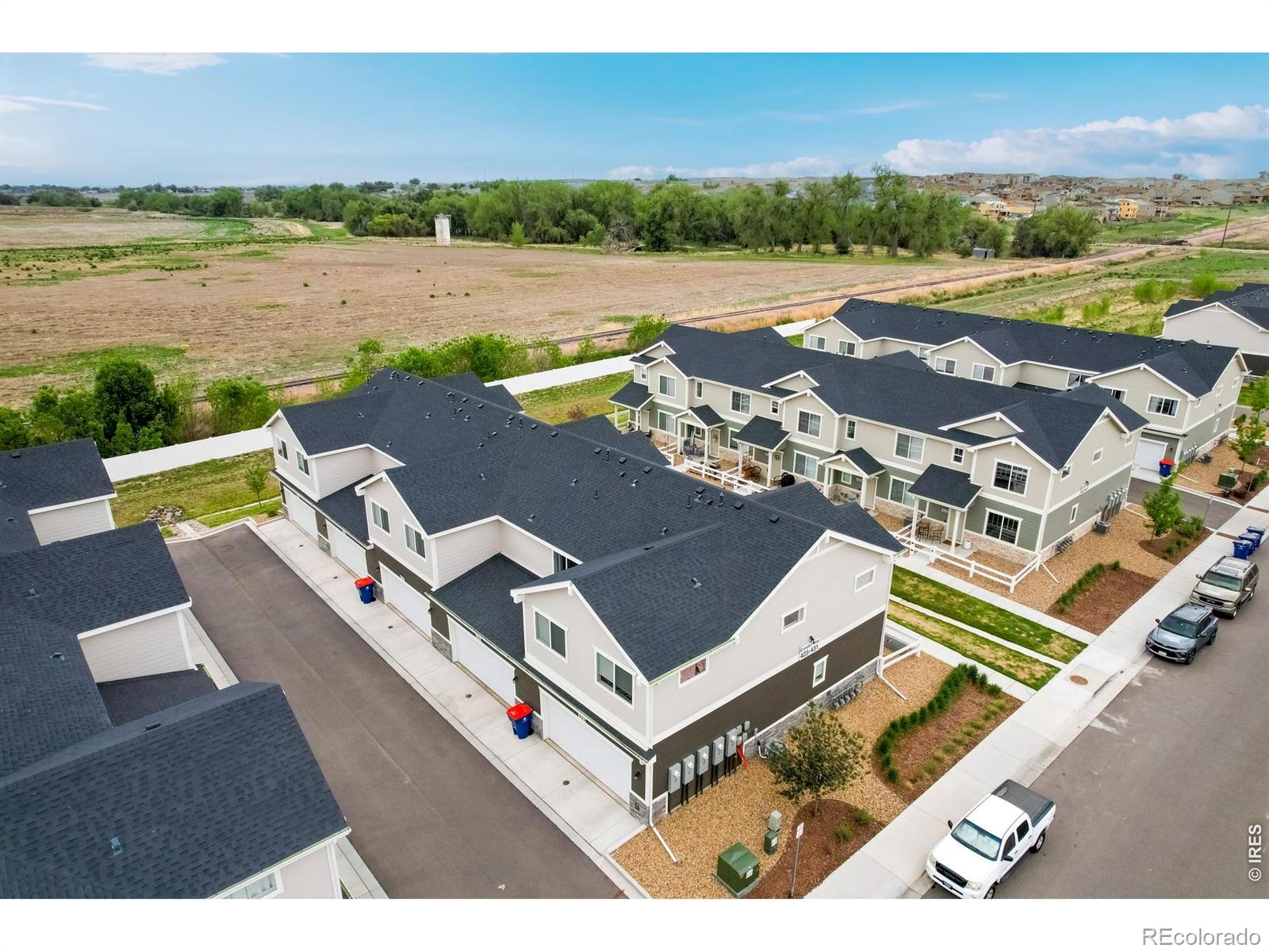 MLS Image #14 for 425  condor way,johnstown, Colorado